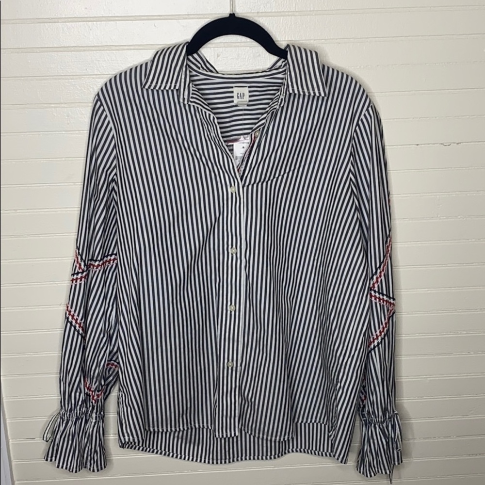 Gap Embroidered Balloon Sleeve Blouse